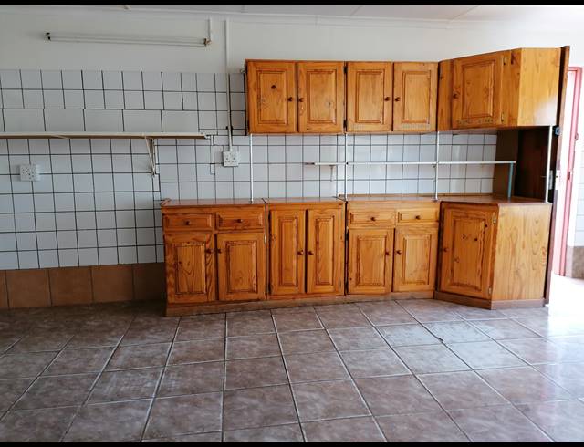 3 BEDROOM FREESTANDING FOR SALE IN STILFONTEIN EXT 3